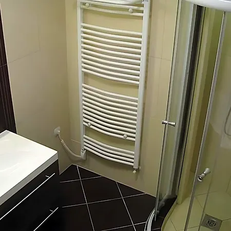 فندق Ovarosi Nagy 4*